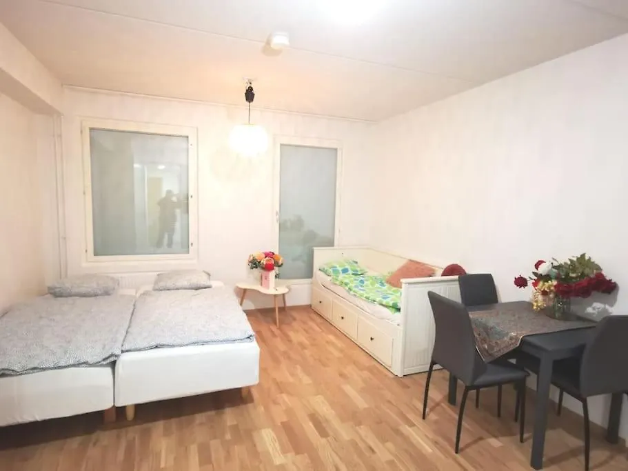 Apartment Aurora Home Vantaa Kivistoe - Ruby Studio 6Min To Helsinki Vantaa Airport 20 Min To Helsinki Center